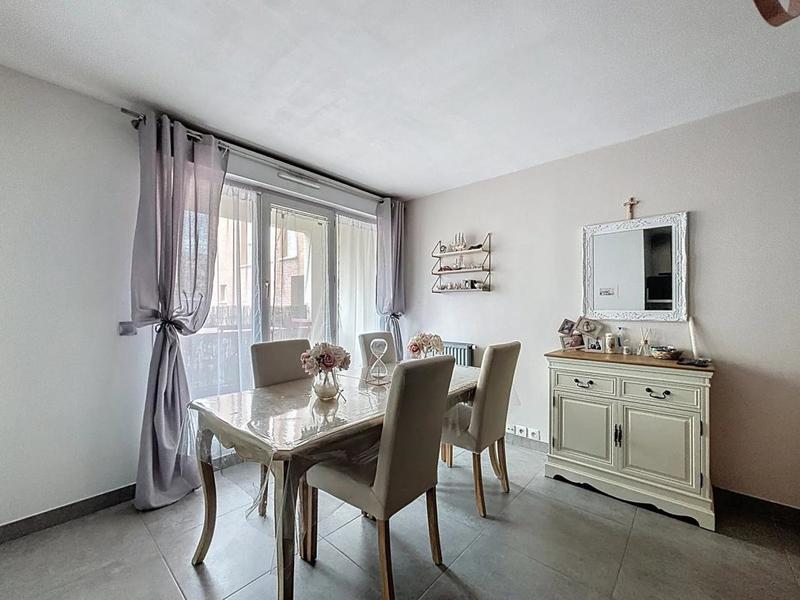 Appartement - 64 m² - 3 pièces