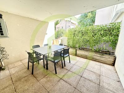 Appartement - 81 m² - 4 pièces