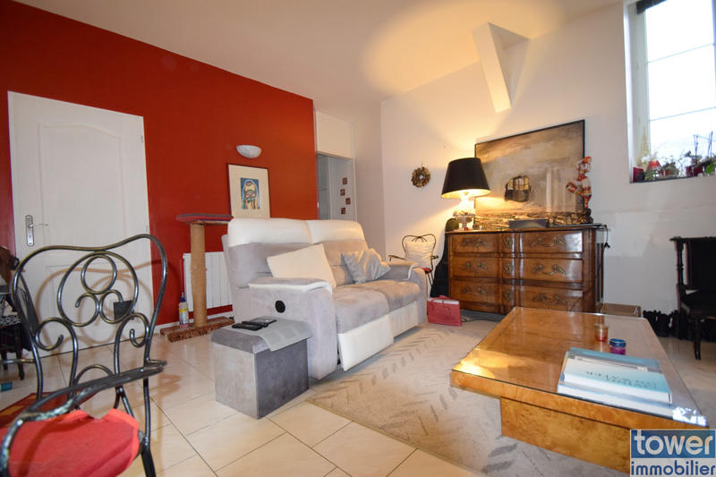 Maison - 309 m² - 12 pièces