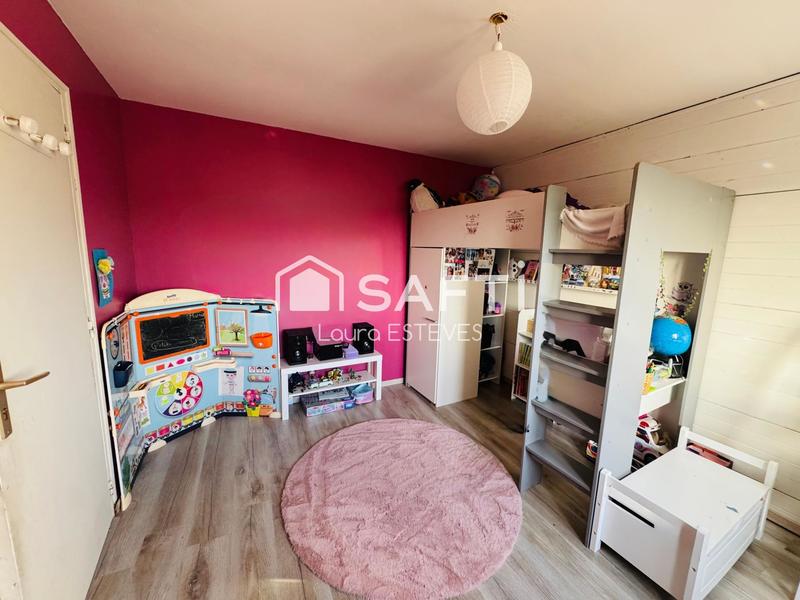 Maison - 90 m² - 5 pièces