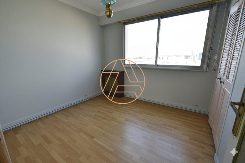 Appartement - 150 m² - 6 pièces