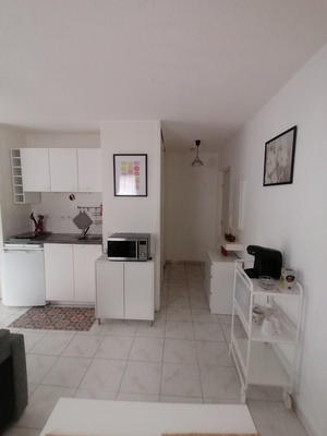 Studio - 28 m² - 1 pièce