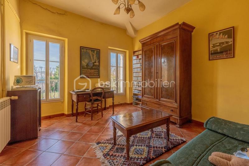 Demeure - 208 m² - 7 pièces