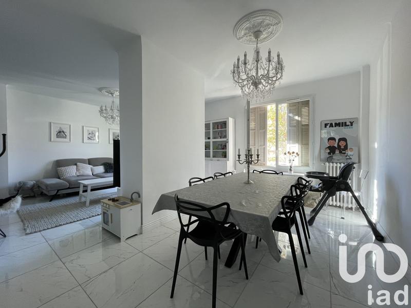 Appartement - 97 m² - 5 pièces