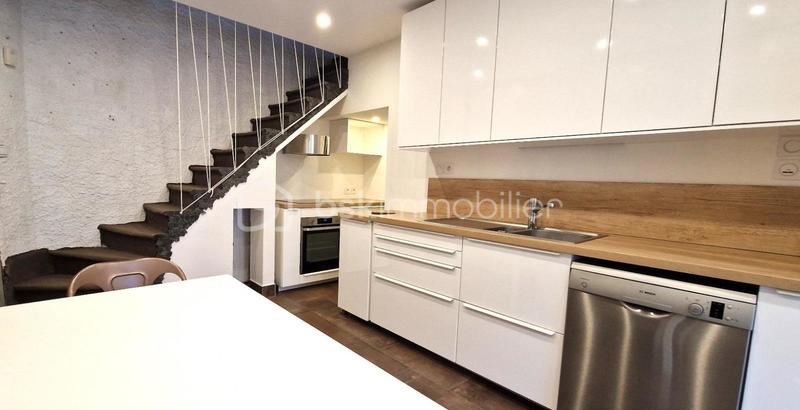 Maison de ville - 100 m² - 5 pièces