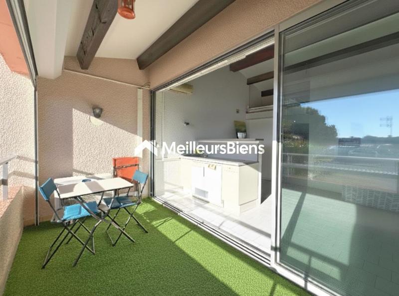 Studio - 25 m² - 1 pièce