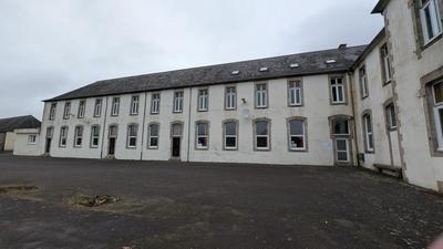 Immeuble - 2 200 m²