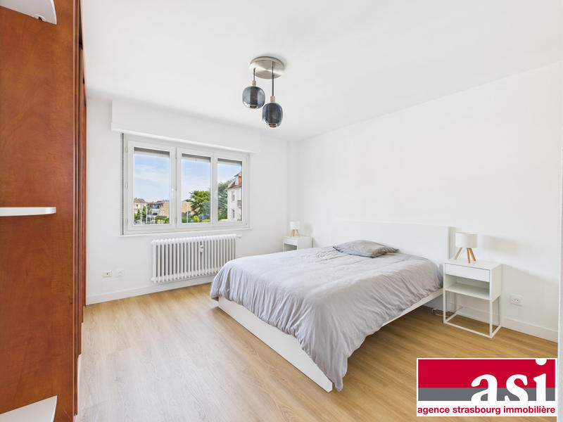 Appartement - 80 m² - 4 pièces