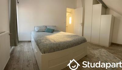 Chambre - 12 m² - 1 pièce