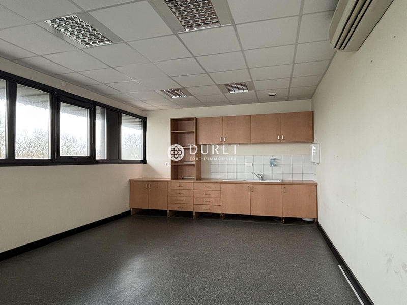 Bureau - 313 m²