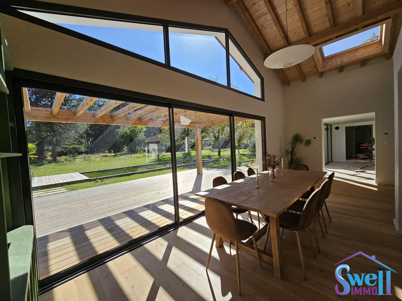 Maison - 165 m² - 6 pièces