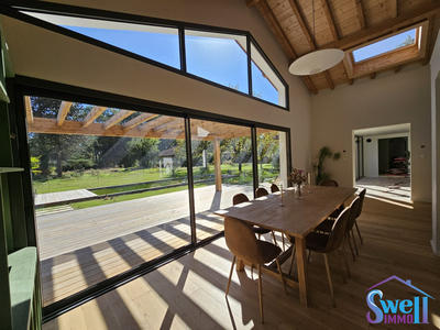 Maison - 165 m² - 6 pièces