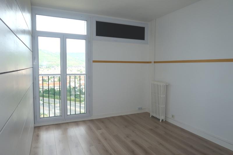 Appartement - 75 m² - 4 pièces
