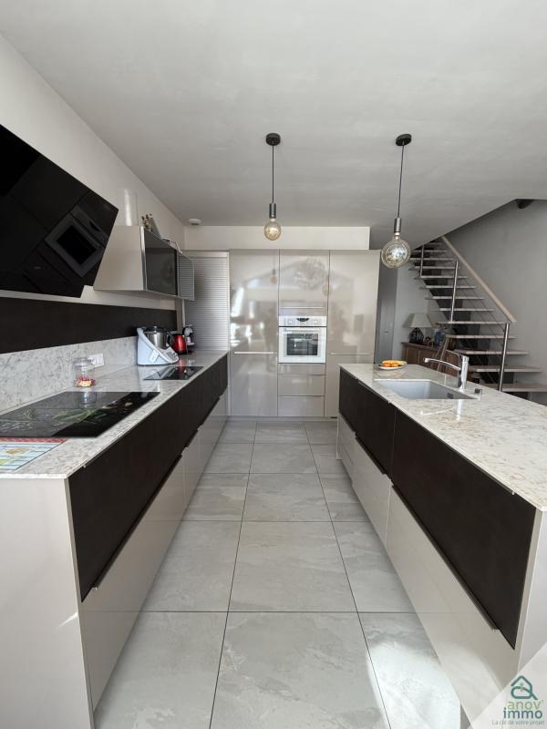 Pavillon - 100 m² - 4 pièces