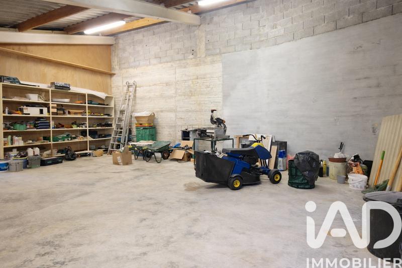 Maison - 260 m² - 7 pièces