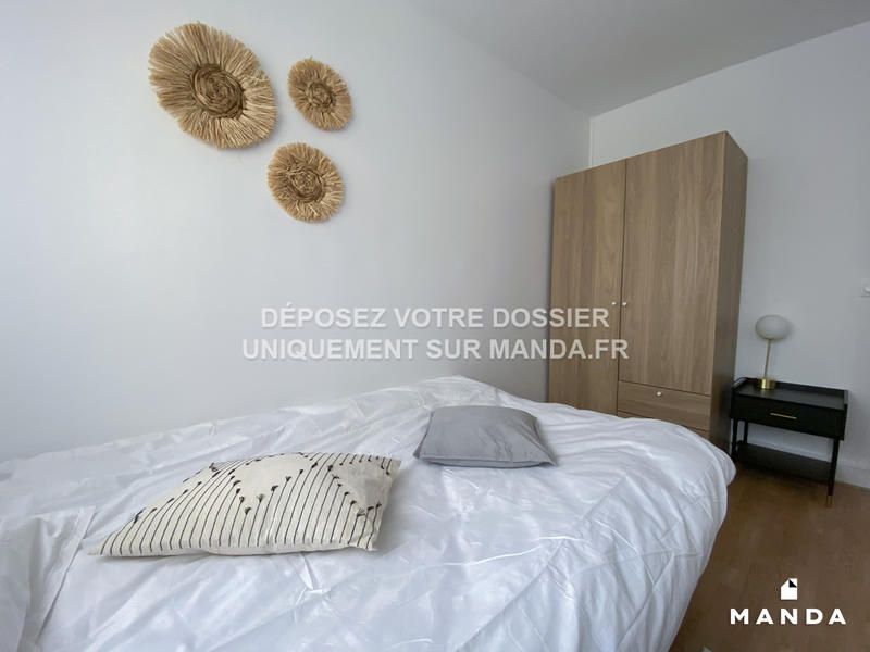 Chambre - 9 m² - 5 pièces