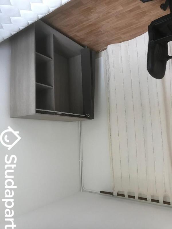 Chambre - 11 m² - 1 pièce