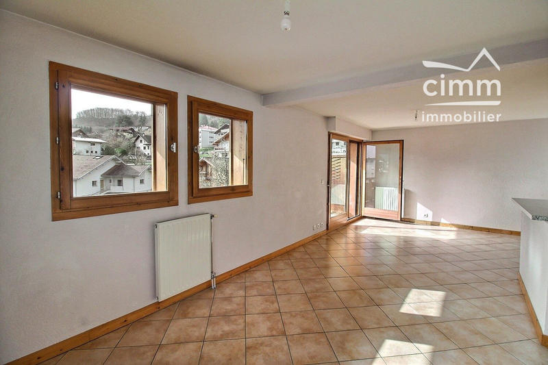 Appartement - 75 m² - 4 pièces