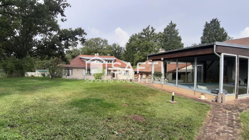 Maison de maîtres - 450 m² - 14 pièces