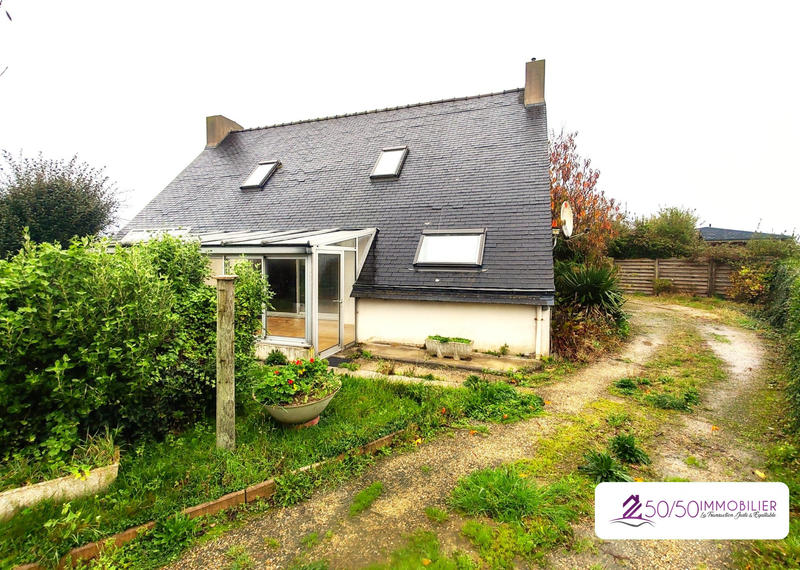 Maison traditionnelle - 137 m² - 5 pièces