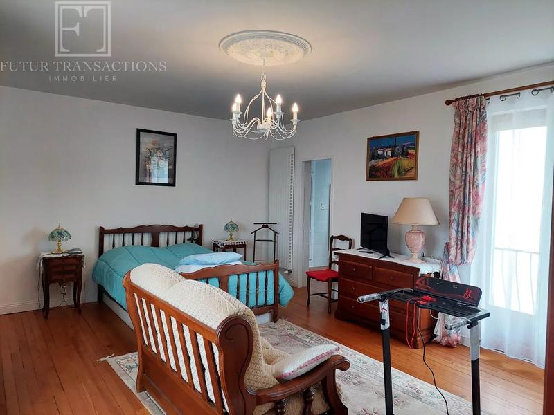 Maison - 160 m² - 7 pièces