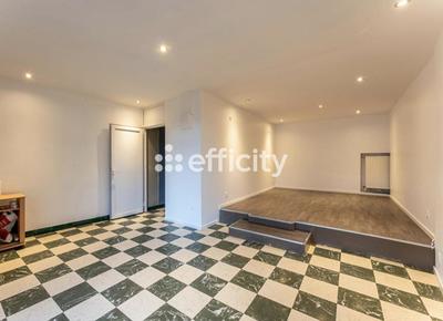 Immeuble - 285 m² - 12 pièces