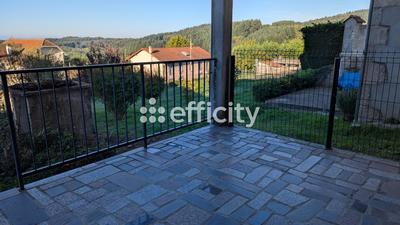 Maison - 96 m² - 5 pièces