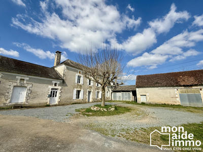 Maison - 217 m² - 6 pièces