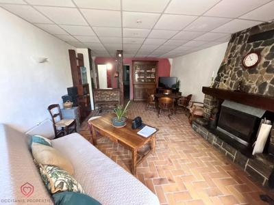 Maison de village - 213 m² - 11 pièces