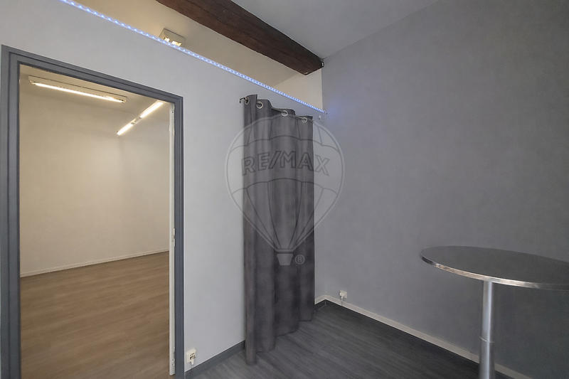 Local commercial - 28 m² - 2 pièces