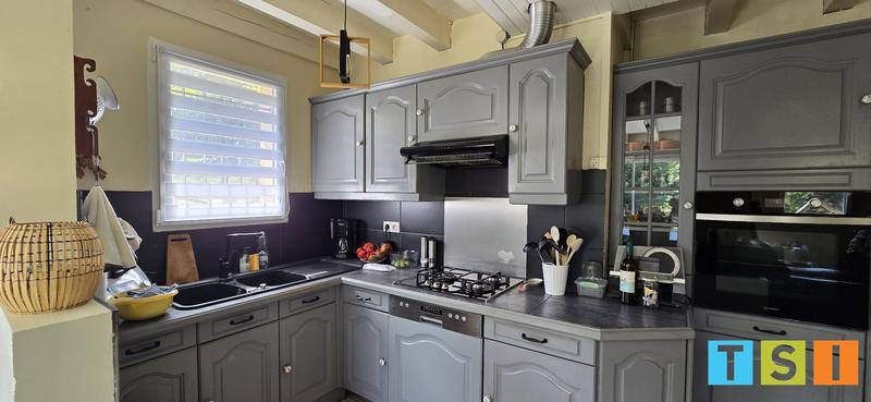 Maison - 110 m² - 4 pièces