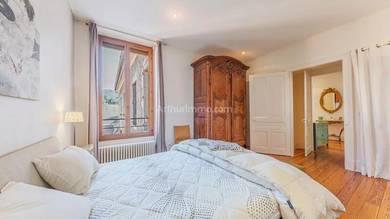 Appartement - 119 m² - 5 pièces