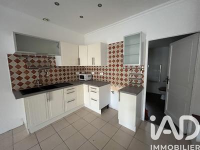 Appartement - 93 m² - 3 pièces