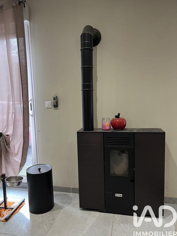 Maison - 93 m² - 5 pièces