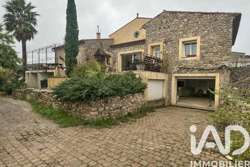 Maison - 140 m² - 5 pièces
