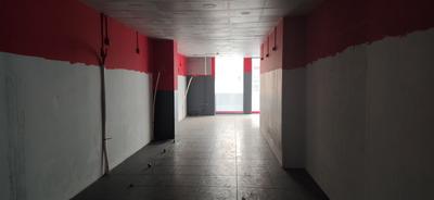 Local commercial - 300 m²