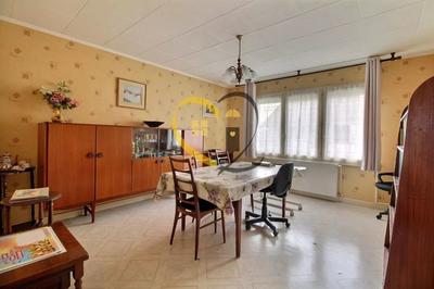 Maison - 89 m² - 5 pièces