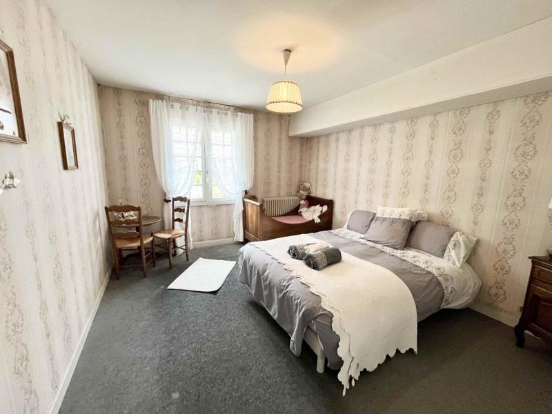 Maison - 388 m² - 15 pièces