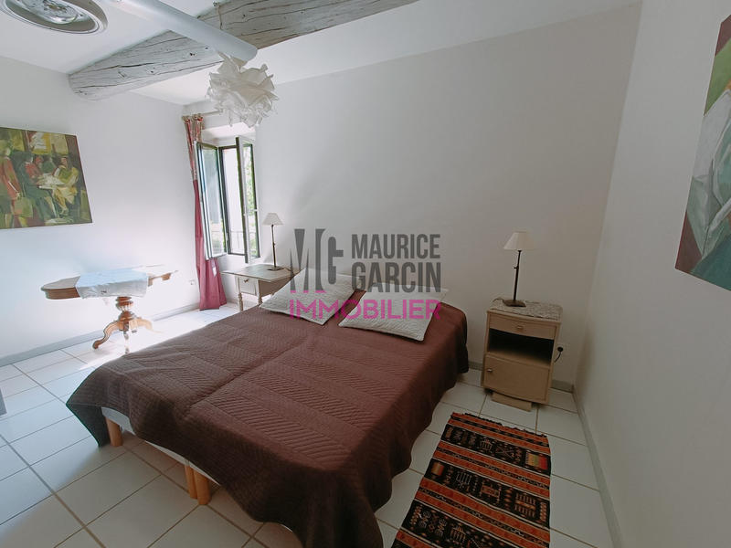 Mas - 380 m² - 10 pièces