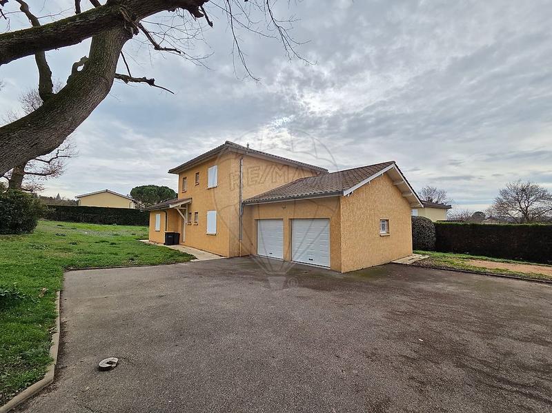 Maison - 147 m² - 6 pièces