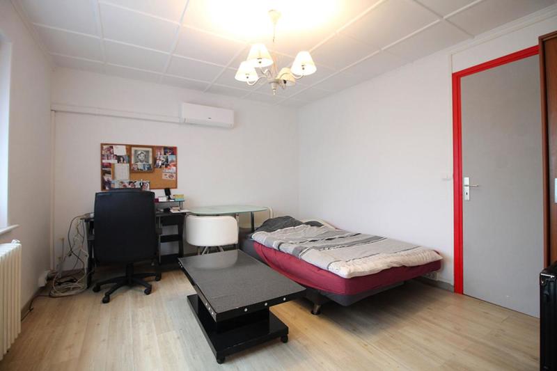 Immeuble - 140 m² - 5 pièces