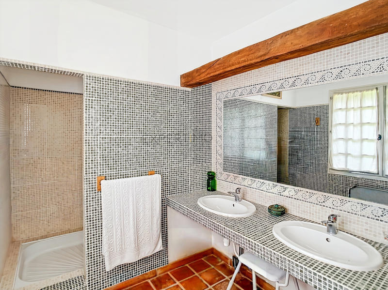 Maison - 170 m² - 5 pièces