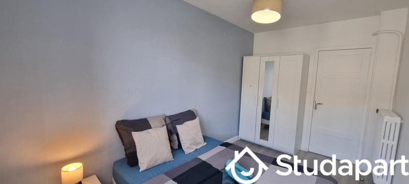 Chambre - 12 m² - 1 pièce