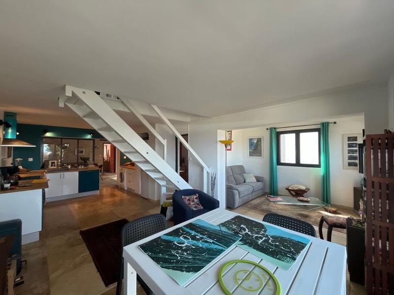 Villa - 104 m² - 4 pièces