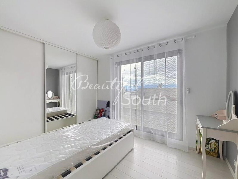 Villa - 170 m² - 6 pièces