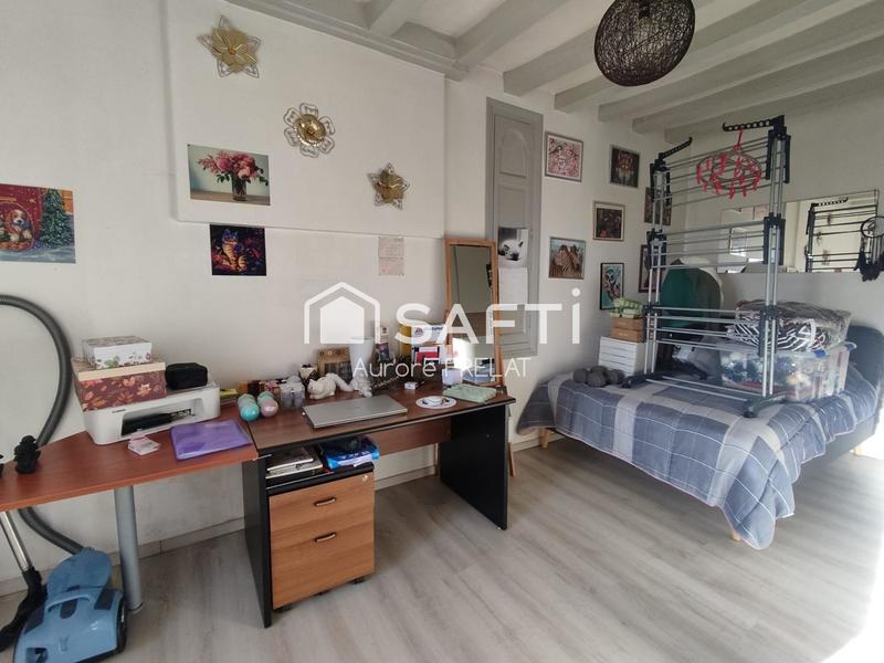 Maison - 280 m² - 10 pièces