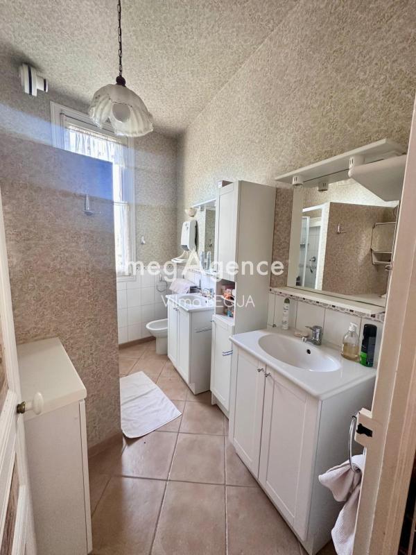 Maison - 136 m² - 8 pièces