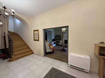 Demeure - 500 m² - 18 pièces