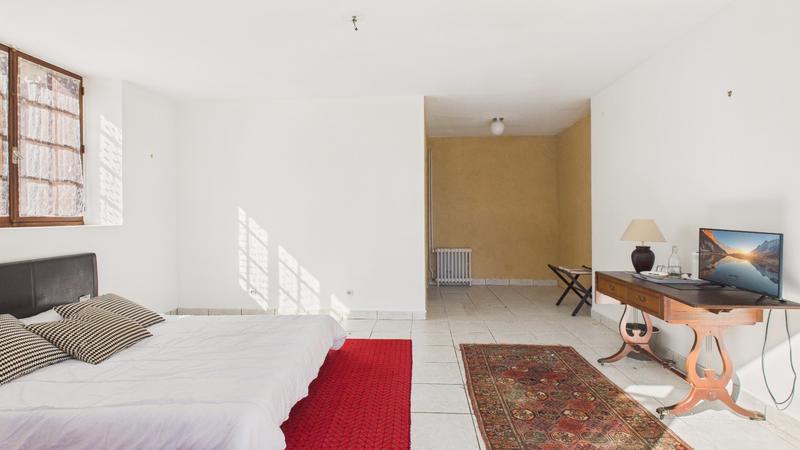 Maison - 278 m² - 10 pièces