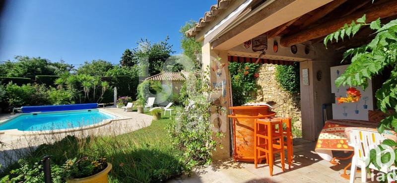 Maison - 205 m² - 6 pièces